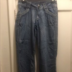 Spoon Jeans💥 Low rise, straight leg